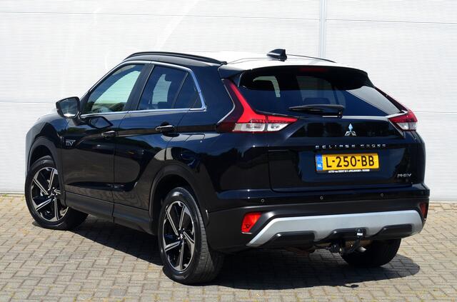 Mitsubishi ECLIPSE Cross PHEV 2.4 FIRST EDITION 4WD | PLUG IN HYBRID | ADAPTIEF CRUISE | TREKHAAK 1500KG | FABRIEKSGARANTIE TOT 09-04-2029* | ALL IN RIJKLAARPRIJS