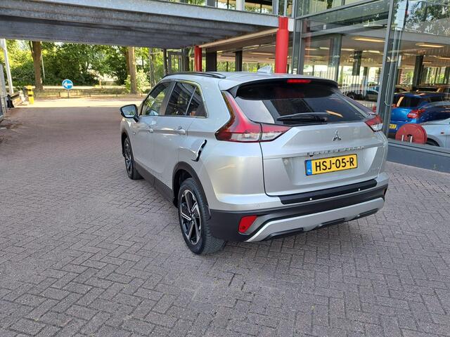 Mitsubishi ECLIPSE Cross 2.4 PHEV Intense+
