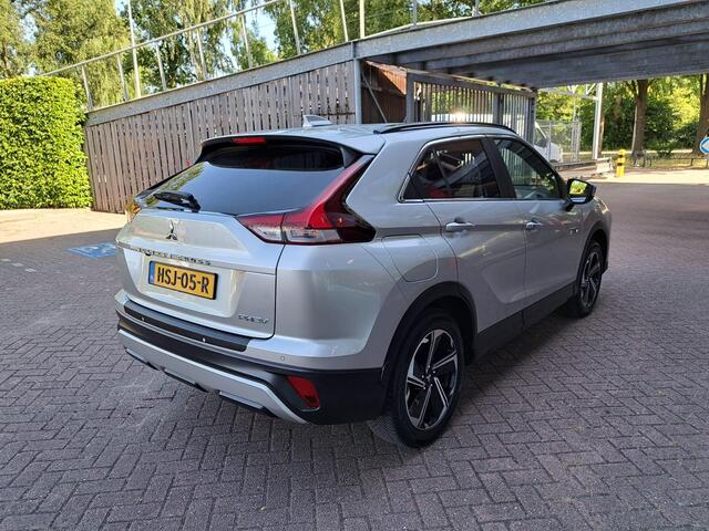 Mitsubishi ECLIPSE Cross 2.4 PHEV Intense+