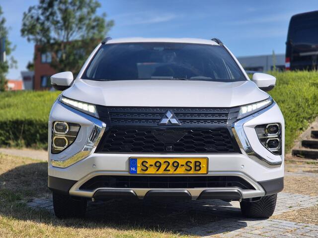 Mitsubishi ECLIPSE Cross 2.4 PHEV Intense+