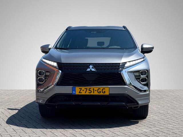 Mitsubishi ECLIPSE Cross 2.4 PHEV Executive | Stuur- + Stoelverwarming | Dodehoek Detectie | Adapt. Cruise Control | 360° Camera | Rijklaarprijs!