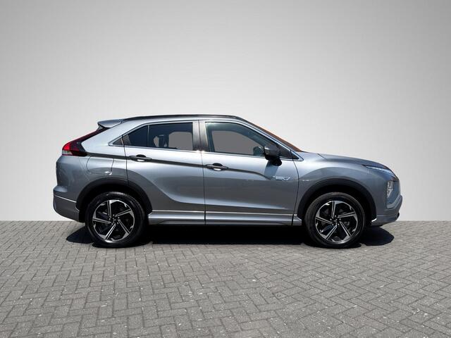 Mitsubishi ECLIPSE Cross 2.4 PHEV Executive | Stuur- + Stoelverwarming | Dodehoek Detectie | Adapt. Cruise Control | 360° Camera | Rijklaarprijs!