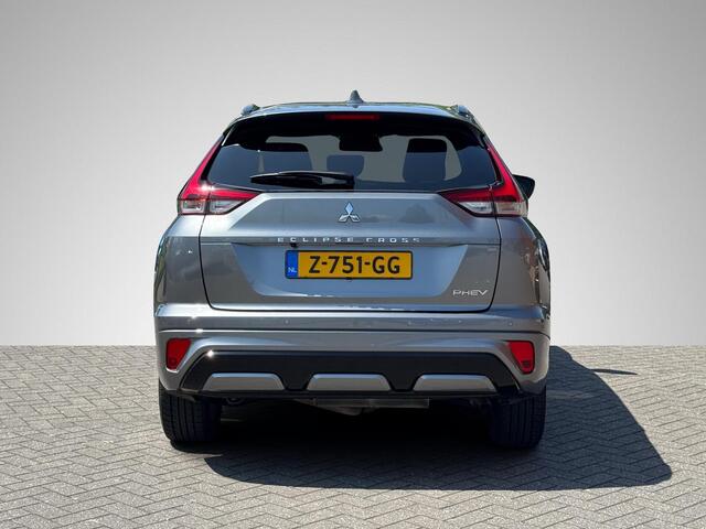 Mitsubishi ECLIPSE Cross 2.4 PHEV Executive | Stuur- + Stoelverwarming | Dodehoek Detectie | Adapt. Cruise Control | 360° Camera | Rijklaarprijs!