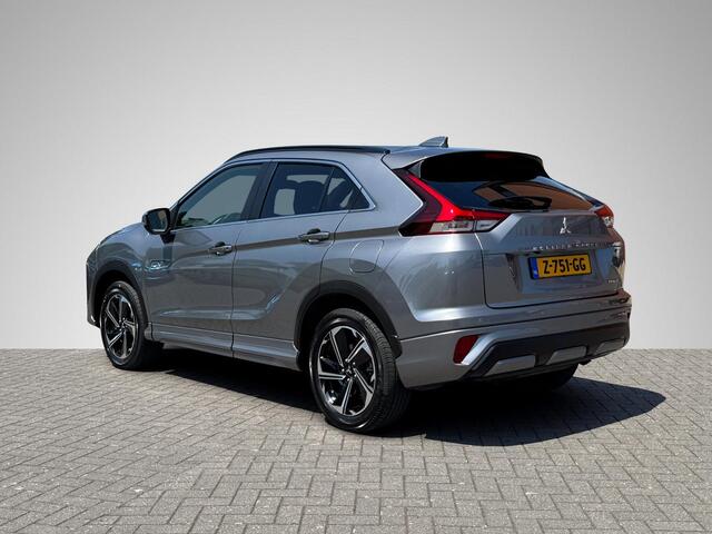 Mitsubishi ECLIPSE Cross 2.4 PHEV Executive | Stuur- + Stoelverwarming | Dodehoek Detectie | Adapt. Cruise Control | 360° Camera | Rijklaarprijs!