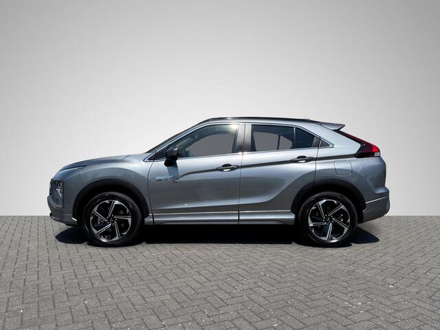 Mitsubishi ECLIPSE Cross 2.4 PHEV Executive | Stuur- + Stoelverwarming | Dodehoek Detectie | Adapt. Cruise Control | 360° Camera | Rijklaarprijs!
