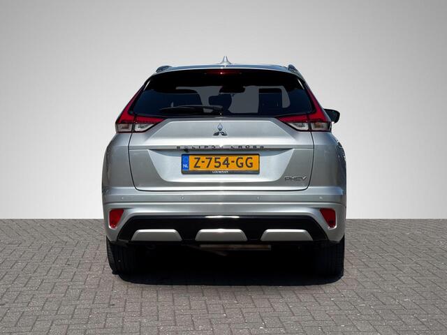 Mitsubishi ECLIPSE Cross 2.4 PHEV Executive | Stuur- + Stoelverwarming | Dodehoek Detectie | Adapt. Cruise Control | 360° Camera | Rijklaarprijs!