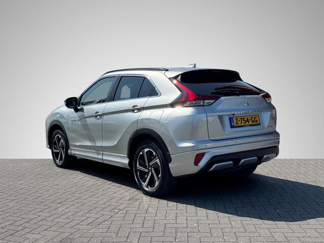 Mitsubishi ECLIPSE Cross 2.4 PHEV Executive | Stuur- + Stoelverwarming | Dodehoek Detectie | Adapt. Cruise Control | 360° Camera | Rijklaarprijs!