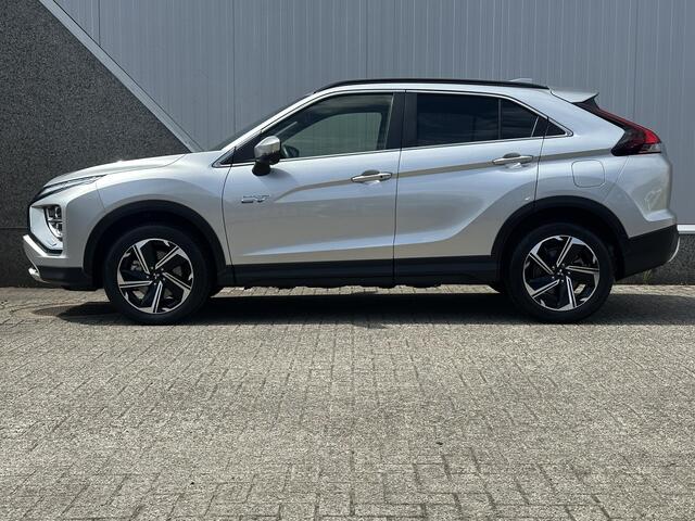 Mitsubishi ECLIPSE Cross 2.4 PHEV Instyle / Trekhaak / Stoelverwarming / Navigatie / Keyless Entry