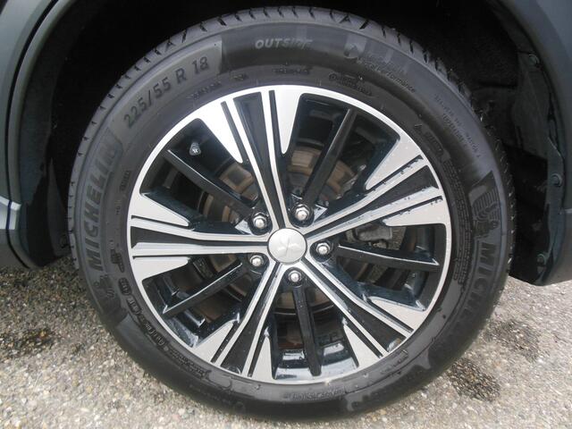 Mitsubishi ECLIPSE Cross 1.5 DI-T Instyle Staat in Hardenberg