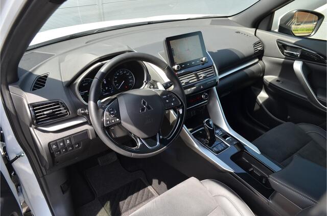 Mitsubishi ECLIPSE Cross PHEV 2.4 EXECUTIVE 4WD | PLUG IN HYBRID | ADAPTIEF CRUISE | ALL SEASON | TREKHAAK 1500KG | FABRIEKGARANTIE TOT 08-12-2030* | ALL IN RIJKLAARPRIJS