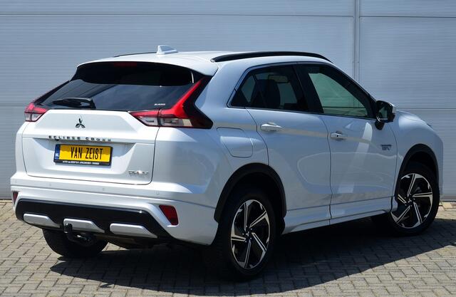 Mitsubishi ECLIPSE Cross PHEV 2.4 EXECUTIVE 4WD | PLUG IN HYBRID | ADAPTIEF CRUISE | ALL SEASON | TREKHAAK 1500KG | FABRIEKGARANTIE TOT 08-12-2030* | ALL IN RIJKLAARPRIJS