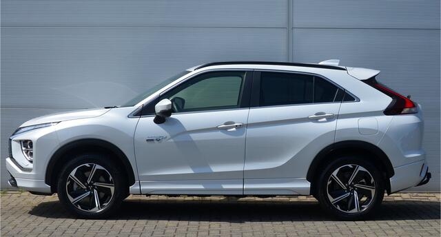 Mitsubishi ECLIPSE Cross PHEV 2.4 EXECUTIVE 4WD | PLUG IN HYBRID | ADAPTIEF CRUISE | ALL SEASON | TREKHAAK 1500KG | FABRIEKGARANTIE TOT 08-12-2030* | ALL IN RIJKLAARPRIJS