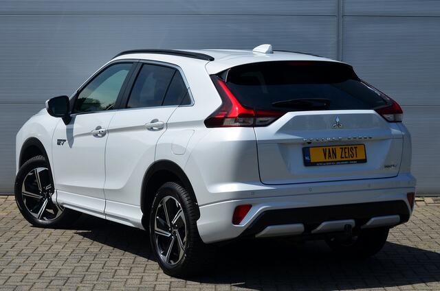 Mitsubishi ECLIPSE Cross PHEV 2.4 EXECUTIVE 4WD | PLUG IN HYBRID | ADAPTIEF CRUISE | ALL SEASON | TREKHAAK 1500KG | FABRIEKGARANTIE TOT 08-12-2030* | ALL IN RIJKLAARPRIJS