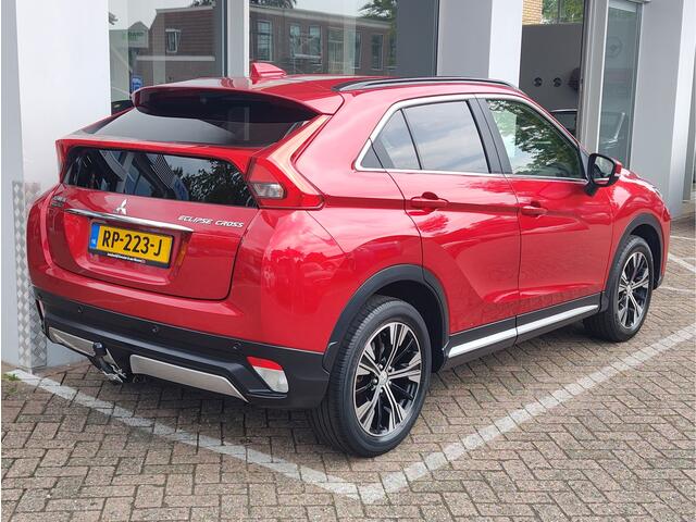 Mitsubishi ECLIPSE Cross 1.5 DI-T FIRST EDITION Head Up Display | Trekhaak | 360 Camera | Stoelverwarming