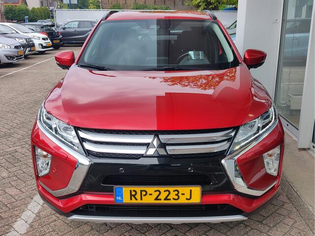 Mitsubishi ECLIPSE Cross 1.5 DI-T FIRST EDITION Head Up Display | Trekhaak | 360 Camera | Stoelverwarming