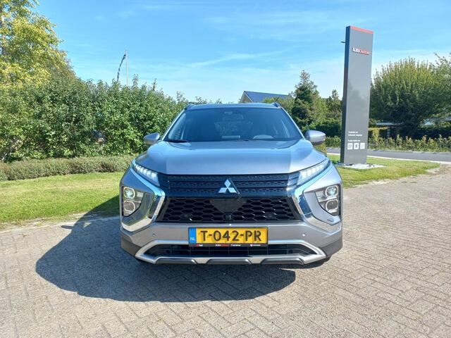 Mitsubishi ECLIPSE Cross 2.4 PHEV Intense Plus