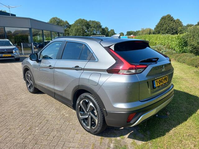 Mitsubishi ECLIPSE Cross 2.4 PHEV Intense Plus