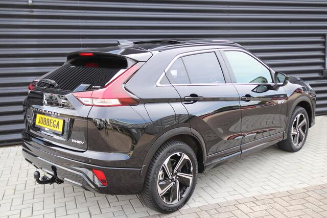 Mitsubishi ECLIPSE Cross 2.4 PHEV Instyle Black Carbon LTD Edition Pano, Leder, 360 graden camera