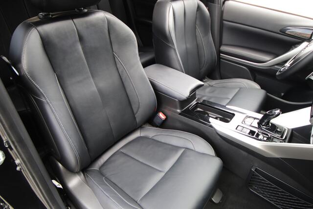 Mitsubishi ECLIPSE Cross 2.4 PHEV Instyle Black Carbon LTD Edition Pano, Leder, 360 graden camera