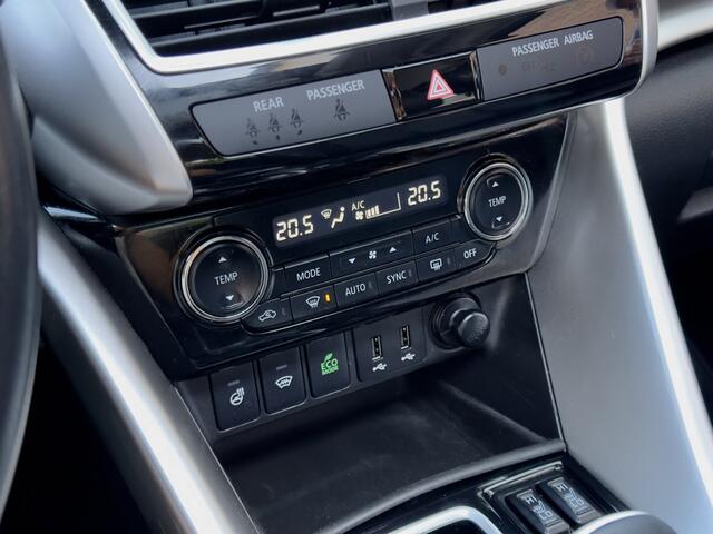 Mitsubishi ECLIPSE Cross 1.5 DI-T INSTYLE AUT PANODAK LEDER CAMERA HEAD-UPP APPLE-CARPLAY LED LMV PDC