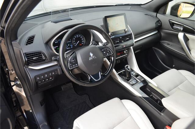 Mitsubishi ECLIPSE Cross PHEV 2.4 INSTYLE 4WD | PLUG IN HYBRID | FULL OPTIONS | PANORAMA DAK | LEER | TREKHAAK 1500KG | FABRIEKSGARANTIE TOT 03-11-2030* | ALL IN RIJKLAARPRIJS