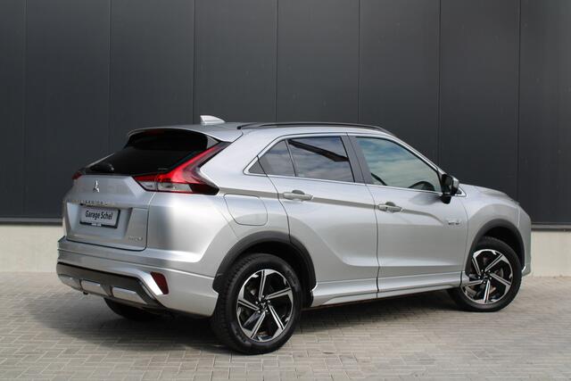 Mitsubishi ECLIPSE Cross 2.4 PHEV Intense+ - Navi - ACC - Carplay - Camera - LED - Stoel-stuurverwarming - Rijklaar