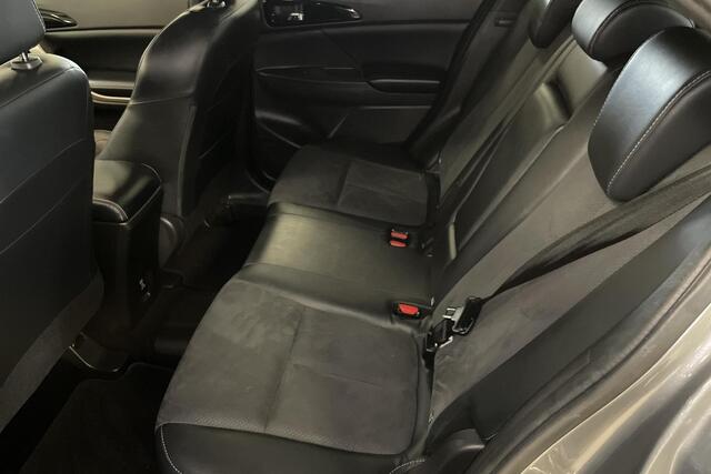 Mitsubishi ECLIPSE Cross 2.4 PHEV Intense+