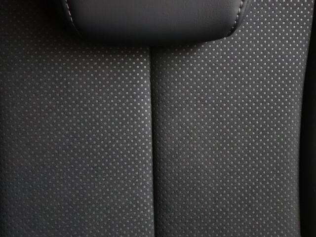 Mitsubishi ECLIPSE 2.4 PHEV Business Executive | Navi | Stoel-/stuurverwarming