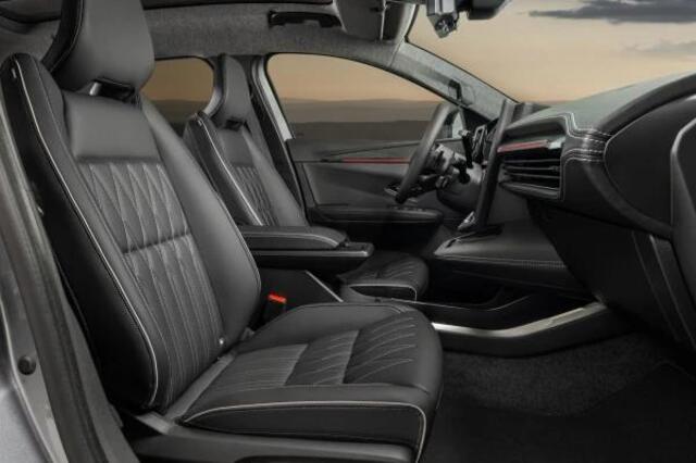 Mitsubishi ECLIPSE Cross EV 87 kWh Instyle / Nieuw Model! / 100% Elektrisch / 621 KM WLTP / 1.100 KG Trekgewicht / Afbeeldingen Kunnen Afwijken Van De Werkelijke Uitvoering /