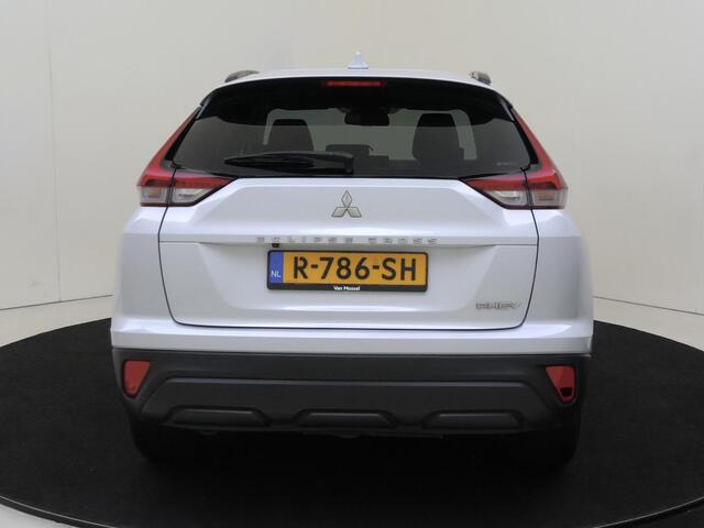 Mitsubishi ECLIPSE Cross 2.4 PHEV Intense 188 PK | Navigatie | Climate Control | Parkeersensoren Achter | Achteruitrijcamera | Keyless Entry | Cruise Control & Snelheidsbegrenzer