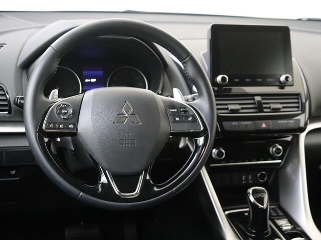Mitsubishi ECLIPSE Cross 2.4 PHEV Intense 188 PK | Navigatie | Climate Control | Parkeersensoren Achter | Achteruitrijcamera | Keyless Entry | Cruise Control & Snelheidsbegrenzer