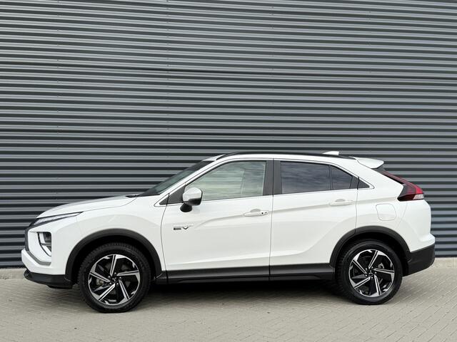Mitsubishi ECLIPSE Cross 2.4 PHEV Intense+ Trekhaak/Camera/Apple