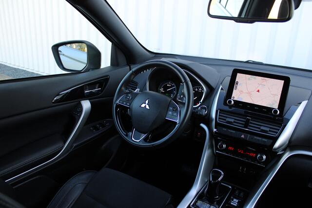 Mitsubishi ECLIPSE Cross 2.4 PHEV Intense+ | Incl. 12 maanden garantie | Cruise control | Trekhaak | Stoelverwarming | DAB radio | Parkeercamera | Navigatie | Climate control |