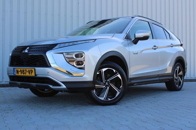 Mitsubishi ECLIPSE Cross 2.4 PHEV Intense+ | Incl. 12 maanden garantie | Cruise control | Trekhaak | Stoelverwarming | DAB radio | Parkeercamera | Navigatie | Climate control |