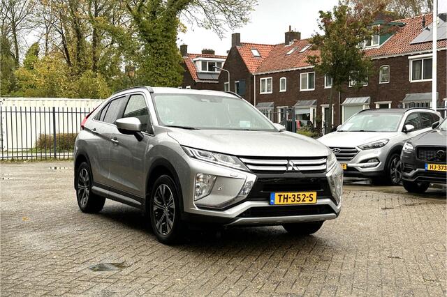 Mitsubishi ECLIPSE Cross 1.5 DI-T First Edition | Afneembare trekhaak | Apple carplay / android auto