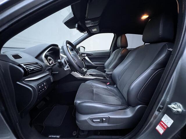 Mitsubishi ECLIPSE Cross 2.4 PHEV Business Executive 4WD Automaat / Fabrieksgarantie tot 11-2031 mogelijk ** / Goed onderhouden / Camera 360° / Stuur-, stoel- en achterbankverwarming / Adaptieve Cruise Control / Apple Carplay Android / 18" LM wielen met All Season banden /