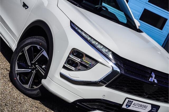 Mitsubishi ECLIPSE Cross 2.4 PHEV Executive Gratis Afleverpakket! | 360* Camera | Stoel\Stuur Verwarming |