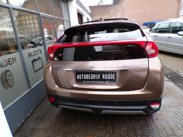 Mitsubishi ECLIPSE Cross 1.5 DI-T Vol Extra's 1e EIGENAAR,TOP STAAT,LEDER , PANORAMA DAK!