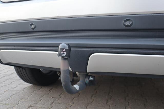 Mitsubishi ECLIPSE 1.5 DI-T Instyle Trekhaak/AdaptiveCruise/PanoDak/Leder