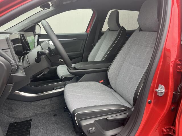 Mitsubishi ECLIPSE Cross Intense 87 kWh / ¤2000 introductiekorting / Nieuw Model! / 100% Elektrisch / 621 KM WLTP / 1.100 KG Trekgewicht / Achteruitrijcamera / Google Maps Navigatie / Stuur- & Stoelverwarming /