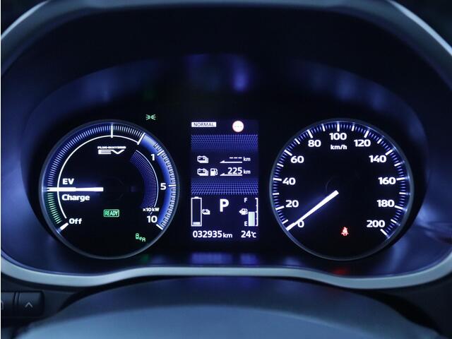 Mitsubishi ECLIPSE Cross 2.4 PHEV Instyle | Navigatie | Panoramadak | Trekhaak | HUD | Cruise control adaptief |