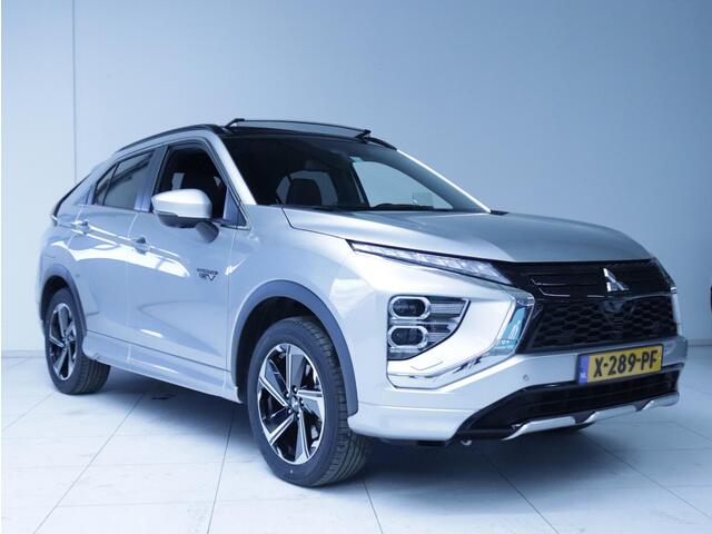Mitsubishi ECLIPSE Cross 2.4 PHEV Instyle | Navigatie | Panoramadak | Trekhaak | HUD | Cruise control adaptief |