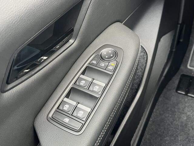 Mitsubishi ECLIPSE Cross Intense 87 kWh / ¤2000 introductiekorting / Nieuw Model! / 100% Elektrisch / 621 KM WLTP / 1.100 KG Trekgewicht / Achteruitrijcamera / Google Maps Navigatie / Stuur- & Stoelverwarming /