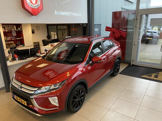 Mitsubishi ECLIPSE Cross 1.5 DI-T Pure,Apple Carplay/Android Auto,Achteruitrijcamera,Trekhaak,Climate&Cruisecontrol,Spraakbediening,Regen&Rijstrooksensor,18 Inch Lmv