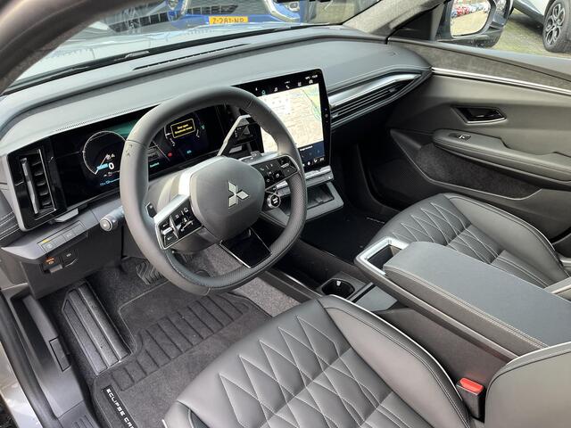 Mitsubishi ECLIPSE Cross Instyle 87 kWh