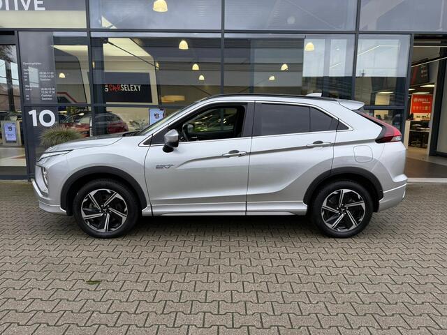 Mitsubishi ECLIPSE Cross 2.4 PHEV Black Edition *Winter Pack*