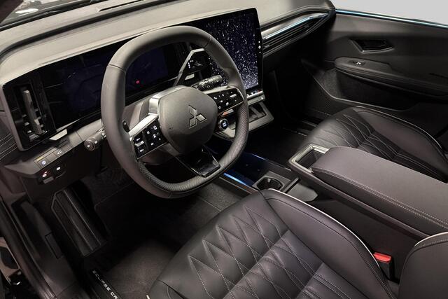 Mitsubishi ECLIPSE Cross Instyle 87 kWh Black edition