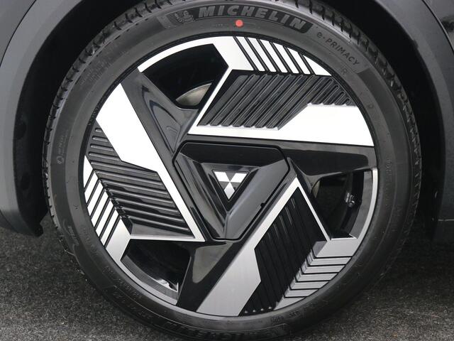 Mitsubishi ECLIPSE Cross Intense+ 87 kWh / ¤ 2.000 introductiekorting / Nieuw Model! / Rijklaarprijs / 100% Elektrisch / 621 KM WLTP / 1.100 KG Trekgewicht / Achteruitrijcamera / Google Maps Navigatie / Stuur- & Stoelverwarming /