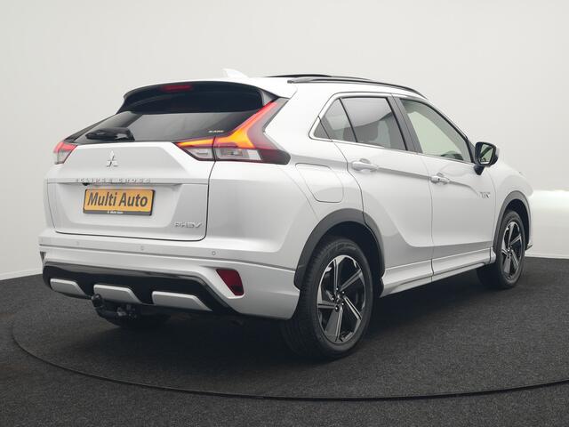 Mitsubishi ECLIPSE Cross 2.4 Instyle Plug In Hybrid 188pk Dealer O.H. PHEV | Trekhaak Afn. | Panodak | Head Up | Adaptive Cruise | 360 Camera | Lederen Sportstoelen Verwarmd | Apple Carplay | Keyless | Stuur Verwarmd | Blis | Navigat