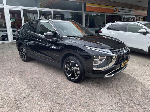 Mitsubishi ECLIPSE Cross 2.4 PHEV Instyle Trekhaak/ECC/Navi/Camera/Stoelverwarming.